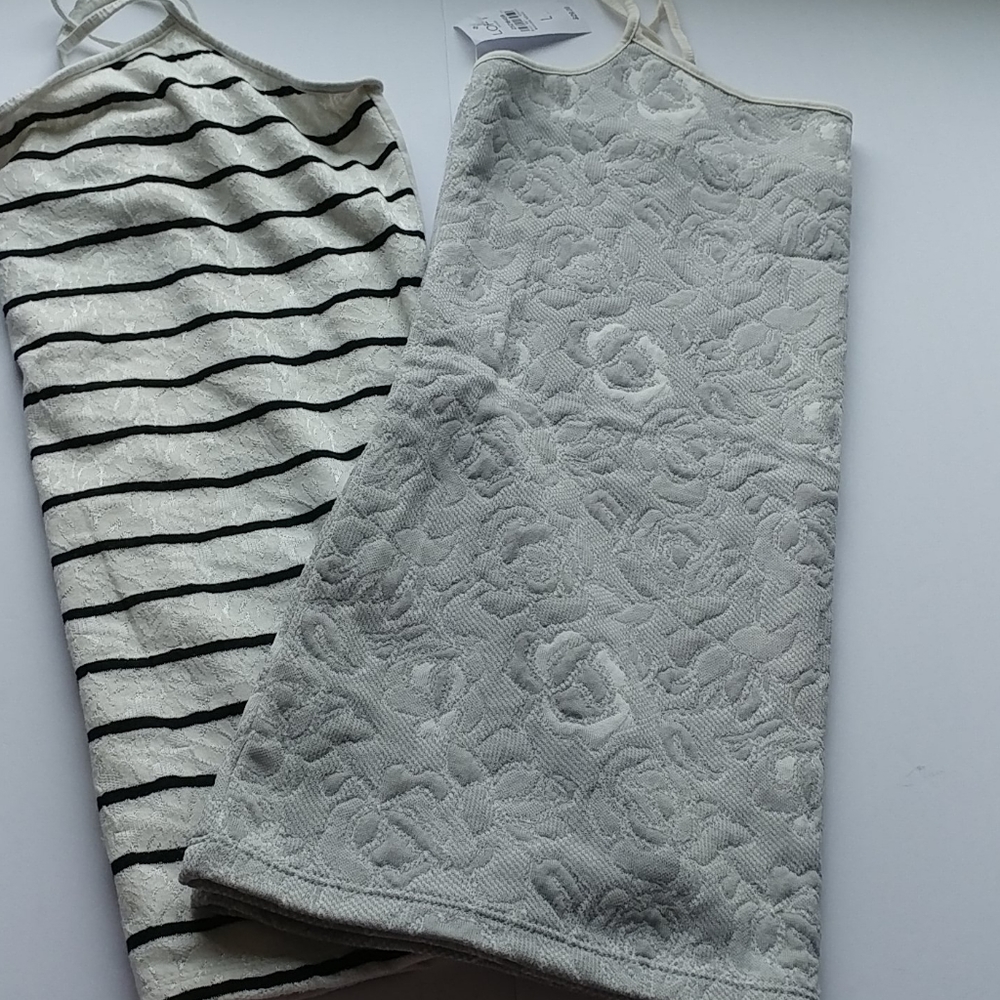 Bundle of 2 Loft tank tops size large Neutral Colors NWT and EUC